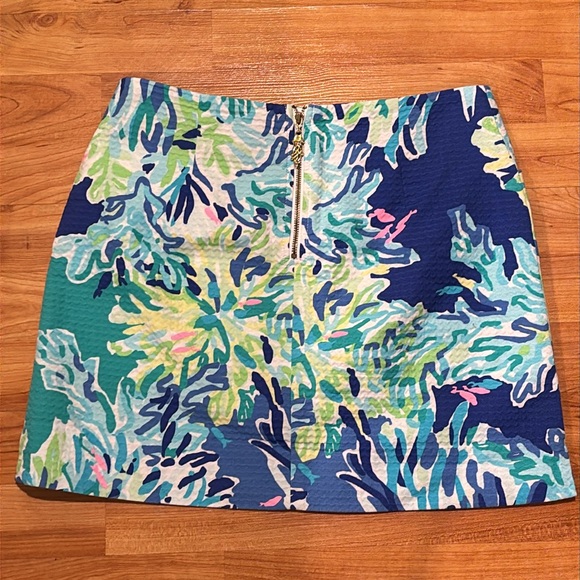 Lilly Pulitzer Skort - Picture 3 of 6